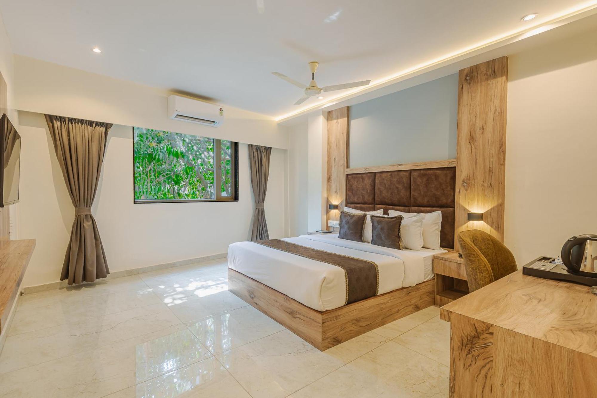 Hotel Silver Park มุมไบ ภายนอก รูปภาพ